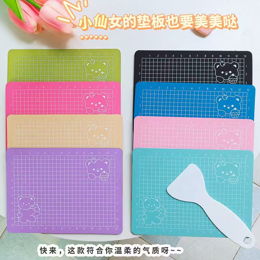 A6 画材かわいい彫刻ナイフかわいいクマのカッティングマット - Art Craft Stationery のレビューと価格